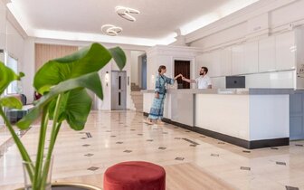 Azure Mare Hotel - recepcia - letecký zájazd CK Turancar - Kréta, Hersonissos
