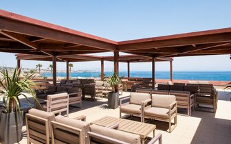 Hotel Kresten Royal Euphoria - bar s terasou - letecký zájazd CK Turancar - Kallithea, Rodos