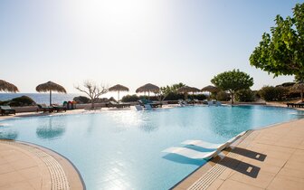 Hotel Kresten Royal Euphoria - bazén - letecký zájazd CK Turancar - Kallithea, Rodos