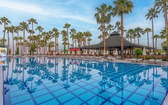 Hotel Meryan - bazén - letecký zájazd CK Turancar - Turecko, Okurcalar