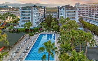 Hotel Meryan - bazén - letecký zájazd CK Turancar - Turecko, Okurcalar