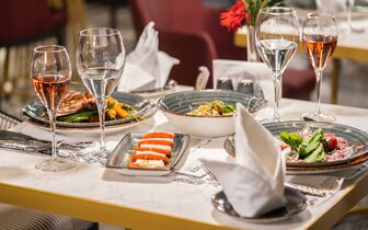 The Raga Side - reštaurácia - letecký zájazd CK Turancar - Turecko, Side