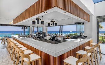 Hotel Sun Beach Resort - bar - letecký zájazd CK Turancar - Ialyssos, Rodos