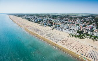 BIBIONE okolie a pláž