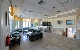 Anna Apartmány - bar - letecký zájazd CK Turancar - Kréta, Kokkini Hani