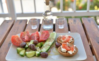 Anna Apartmány - ponuka občerstvenia - letecký zájazd CK Turancar - Kréta, Kokkini Hani