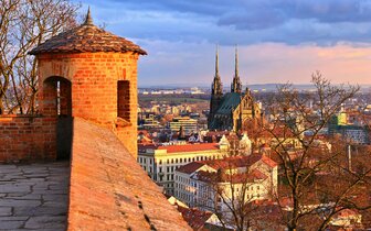 Autobusové poznávacie zájazdy CK Turancar, Predvianočné zájazdy, Predvianočné Brno, Katedrála sv. Petra a Pavla Autobusové poznávacie zájazdy CK Turancar, Predvianočné zájazdy, Predvianočné Brno, Katedrála sv. Petra a Pavla