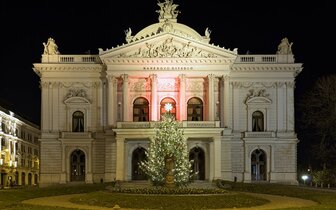 Autobusové poznávacie zájazdy CK Turancar, Predvianočné zájazdy, Predvianočné Brno, Mahenovo divadlo Autobusové poznávacie zájazdy CK Turancar, Predvianočné zájazdy, Predvianočné Brno, Mahenovo divadlo