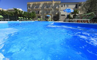 Hotel Vannini - Rimini - Taliansko, zájazdy autobusovou a individuálnou dopravou CK TURANCAR