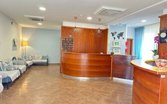 Hotel Carnaby - Viserba di Rimini - dovolenka autobusovou alebo individuálnou dopravou CK TURANCAR