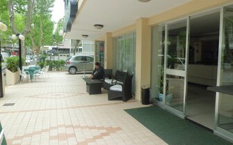 Hotel SENYOR Rimini Taliansko, pobyty a zájazdy individuálnou a autobusovou dopravou CK TURANCAR