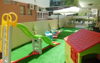 Hotel SENYOR Rimini Taliansko, pobyty a zájazdy individuálnou a autobusovou dopravou CK TURANCAR