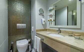 Diamond Excellence - kúpeľňa - letecký zájazd CK Turancar - Turecko, Gündogdu
