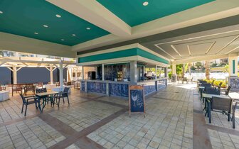 Diamond Excellence - bar pri bazéne - letecký zájazd CK Turancar - Turecko, Gündogdu