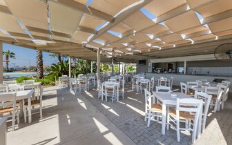 Hotel Akti Palace -  pool bar - zájazd CK Turancar - Kardamena, Kos