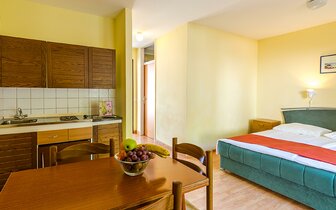 Hotel Holiday Village Sagitta Bungalows - zájazd CK Turancar - Chorvátsko - Omiš