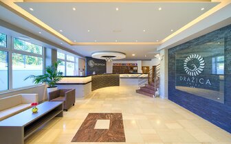 Hotel Drazica - zájazd CK Turancar - Chorvátsko - Krk  Hotel Drazica - zájazd CK Turancar - Chorvátsko - Krk