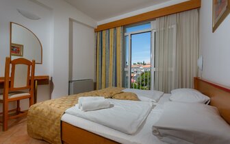 Hotel Drazica - zájazd CK Turancar - Chorvátsko - Krk  Hotel Drazica - zájazd CK Turancar - Chorvátsko - Krk