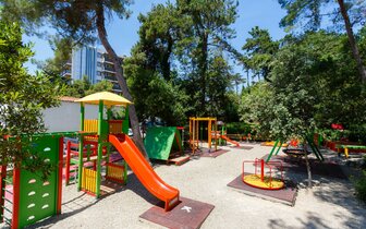 Hotel Drazica - zájazd CK Turancar - Chorvátsko - Krk  Hotel Drazica - zájazd CK Turancar - Chorvátsko - Krk