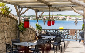 Hotel Pinija - zájazd CK Turancar - Chorvátsko - Petrčane