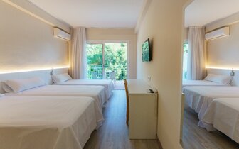 Checkin Catalonia - hotel - letecký zájazd CK Turancar - Španielsko, Calella