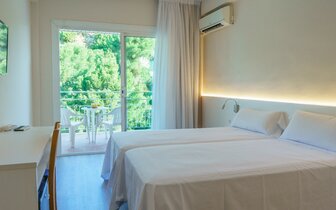 Checkin Catalonia - hotel - letecký zájazd CK Turancar - Španielsko, Calella