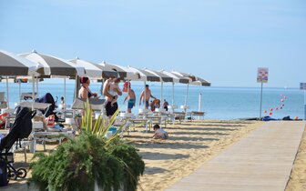 Aparthotel Imperial - zájazd CK Turancar - Taliansko - Bibione Aparthotel Imperial - zájazd CK Turancar - Taliansko - Bibione