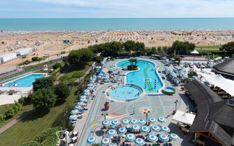 Hotel Aparthotel Holiday - zájazd CK Turancar - Taliansko - Bibione 