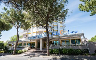 Hotel Luna - zájazd CK Turancar - Taliansko - Bibione Hotel Luna - zájazd CK Turancar - Taliansko - Bibione