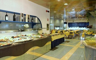 Hotel Luna - zájazd CK Turancar - Taliansko - Bibione Hotel Luna - zájazd CK Turancar - Taliansko - Bibione