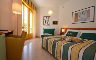 Hotel Luna - zájazd CK Turancar - Taliansko - Bibione Hotel Luna - zájazd CK Turancar - Taliansko - Bibione