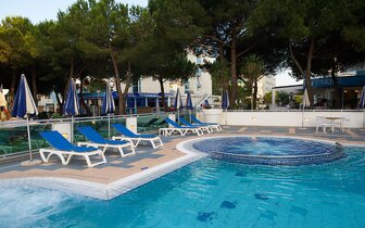 Hotel Luna - zájazd CK Turancar - Taliansko - Bibione Hotel Luna - zájazd CK Turancar - Taliansko - Bibione