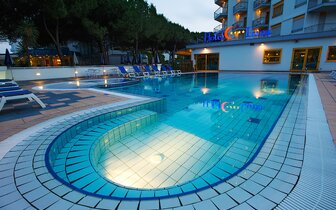 Hotel Luna - zájazd CK Turancar - Taliansko - Bibione Hotel Luna - zájazd CK Turancar - Taliansko - Bibione