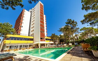 Hotel American - zájazd CK Turancar - Taliansko - Lignano