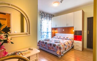 Hotel Romantik - zájazd CK Turancar - Taliansko - Lignano