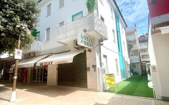 Hotel Amalfi- zájazd CK Turancar - Taliansko - Lignano