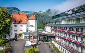 Hotel Lebenberg Schlosshotel - zájazd CK Turancar - Rakúsko zima - Kitzbühel