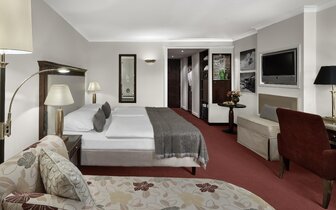 Hotel Lebenberg Schlosshotel - zájazd CK Turancar - Rakúsko zima - Kitzbühel