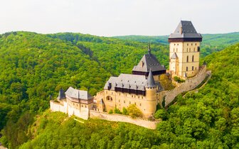 CK Turancar, autobusový poznávací zájazd, Praha - zámky a hrady v Čechách, hrad Karlštejn CK Turancar, autobusový poznávací zájazd, Praha - zámky a hrady v Čechách, hrad Karlštejn