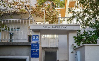 Apartmány Jakeševič - apartmánový dom - autobusový zájazd CK Turancar - Chorvátsko, Baška Voda