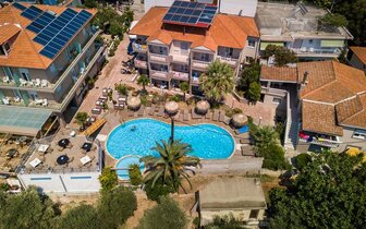 Hotel Potos - exteriér - autobusový zájazd CK Turancar - Grécko, Thasos, Limenariaria Hotel Potos - exteriér - autobusový zájazd CK Turancar - Grécko, Thasos, Limenariaria