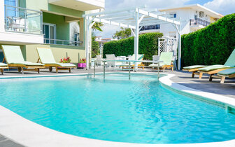 Hotel La Feyra - exteriér - autobusový zájazd CK TURANCAR