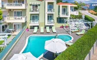 Hotel La Feyra - exteriér - autobusový zájazd CK TURANCAR