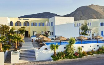 Hotel Alexandra -exteriér - Santorini - Kamari - letecký zájazd CK TURANCAR