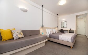 Hotel Alexandra - izba - Santorini - Kamari - letecký zájazd CK TURANCAR