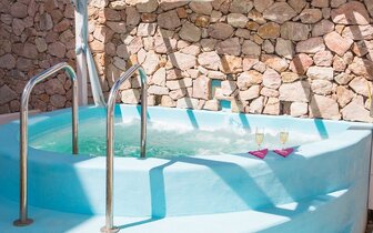 Hotel Iliada Odysseas - Santorini - vírívka -  letecký zájazd CK TURANCAR