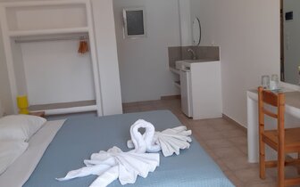 Hotel Iliada Odysseas - Santorini - izba -  letecký zájazd CK TURANCAR
