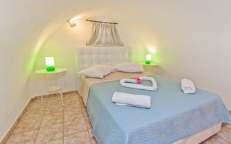 Hotel Iliada Odysseas - Santorini - izba -  letecký zájazd CK TURANCAR