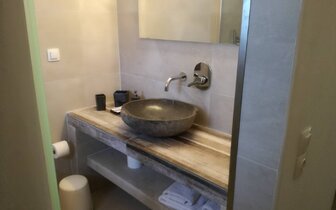 Hotel Iliada Odysseas - Santorini - kúpeľňa -  letecký zájazd CK TURANCAR