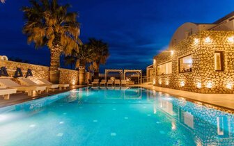 Hotel Iliada Odysseas - Santorini - exteriér - bazén -  letecký zájazd CK TURANCAR